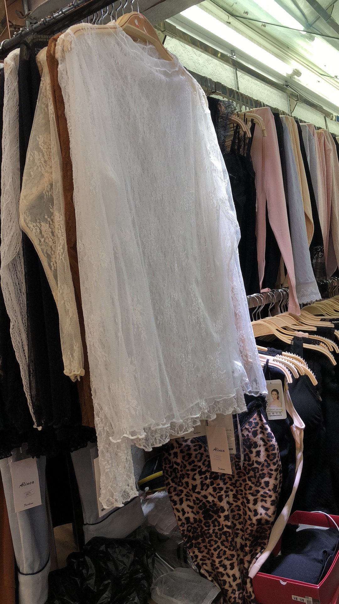 2018秋冬女士蕾丝内搭