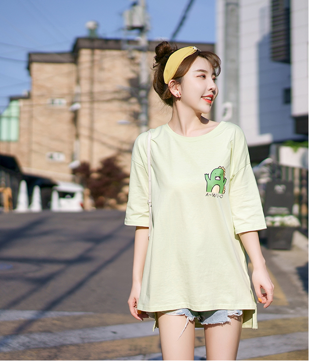 2019夏季新款牛油果薄荷绿小恐龙卡通印花上衣女ins超火款宽松t恤