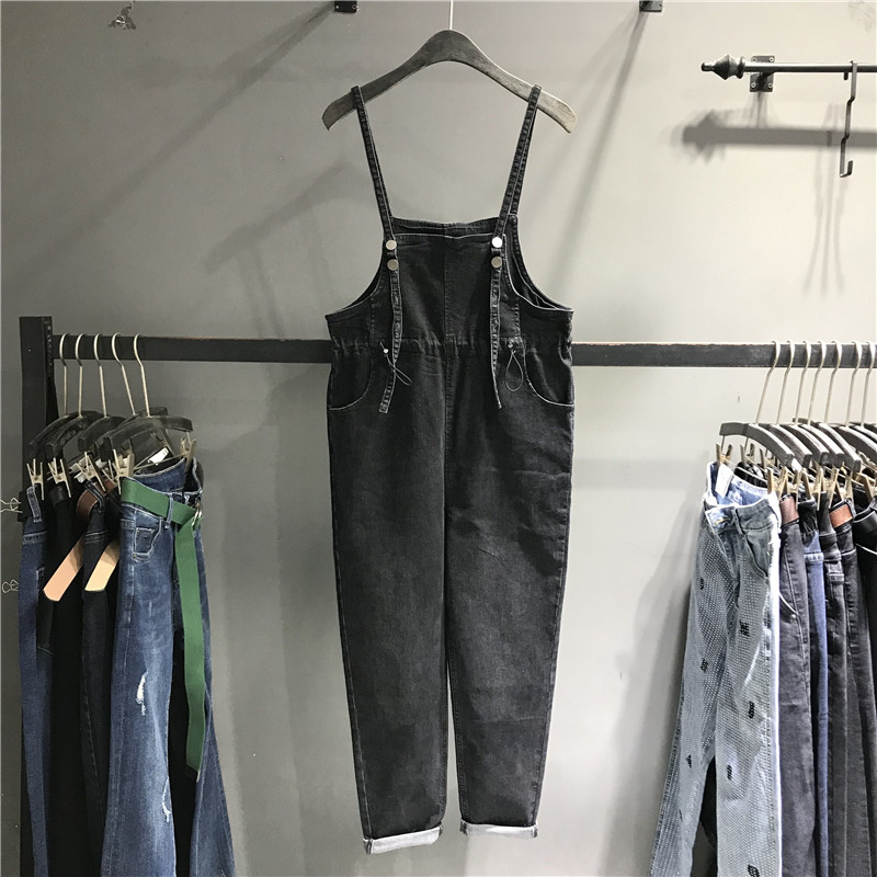 2019秋季新款黑色显瘦收腰牛仔背带裤女宽松小脚哈伦连体裤潮