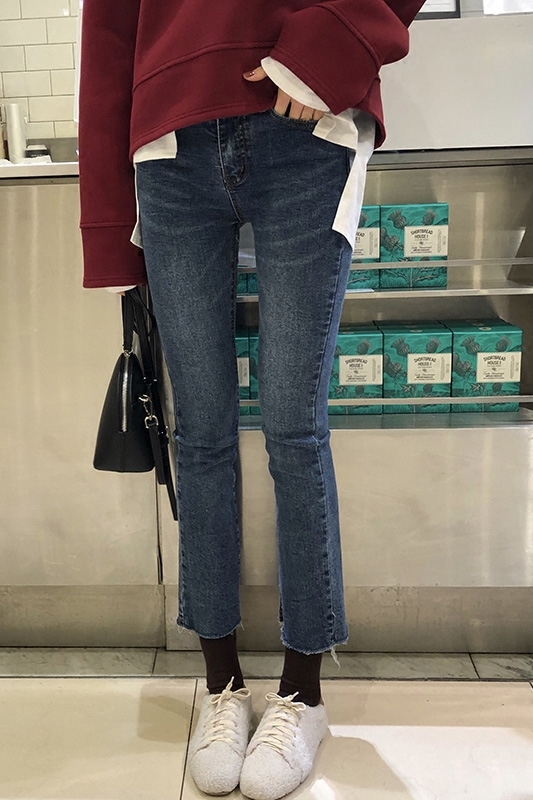 新款潮修身显瘦撕边裤子