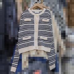 秋冬新款毛衣开衫女外穿时尚洋气条纹针织衫外套