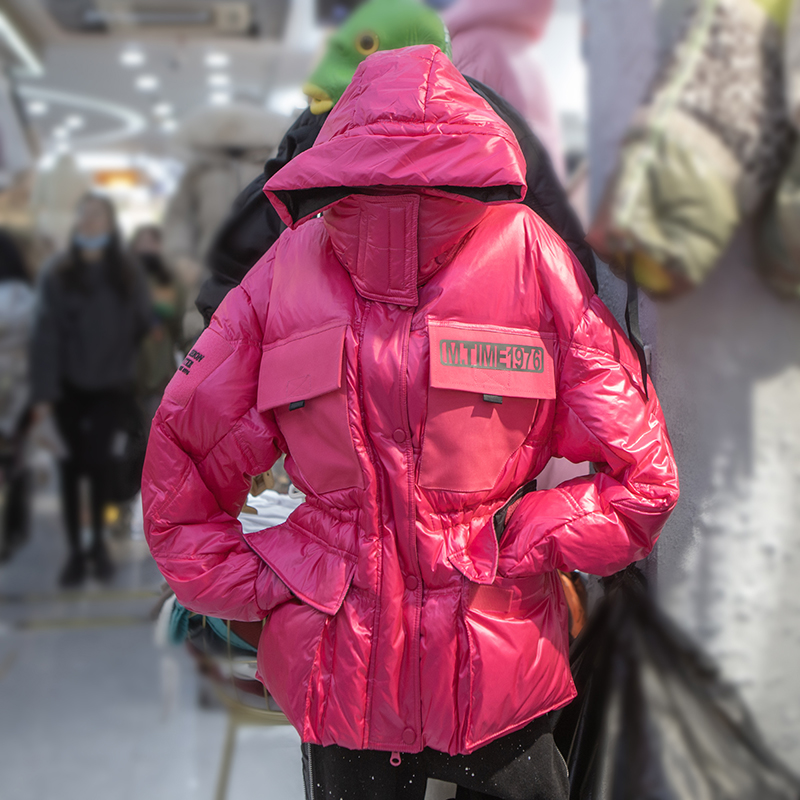 冬季新款韩版撞色连帽白鸭绒保暖厚外套