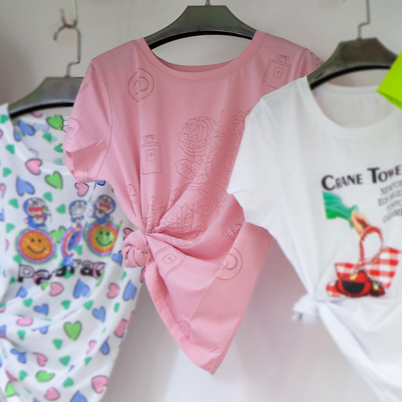 百搭字母山茶花T恤T