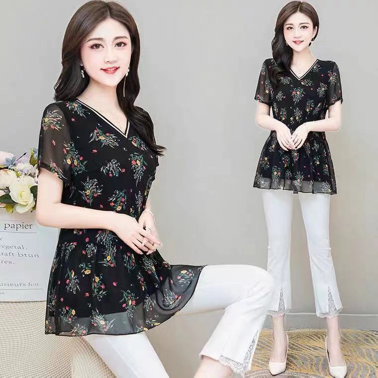 新款夏季短袖上衣妈妈洋气修身大码遮肚子