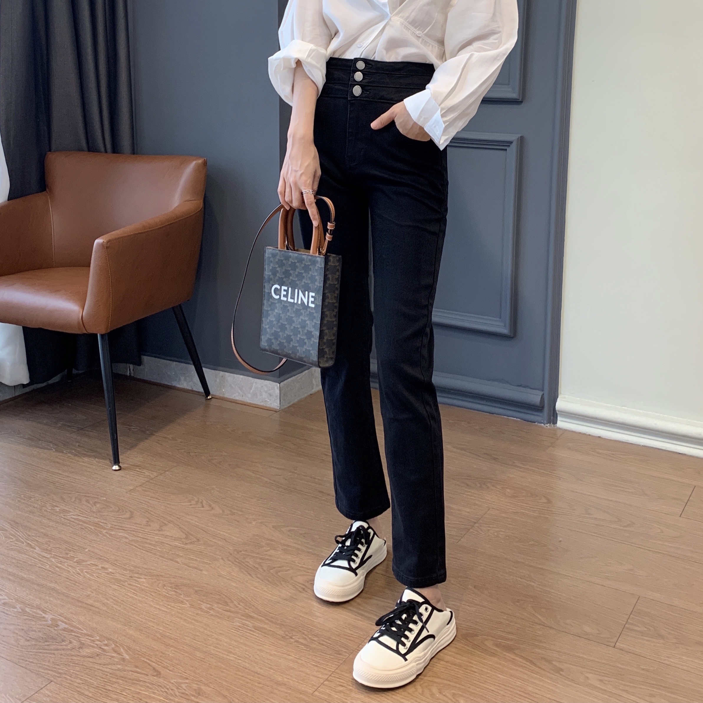 版型正高质感修身显瘦黑色小脚女牛仔裤秋冬新款