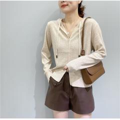 秋季新款显瘦气质减龄长袖上衣针织开衫羊绒帽衫女