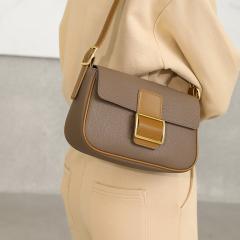 新款潮时尚斜挎小方包百搭小众