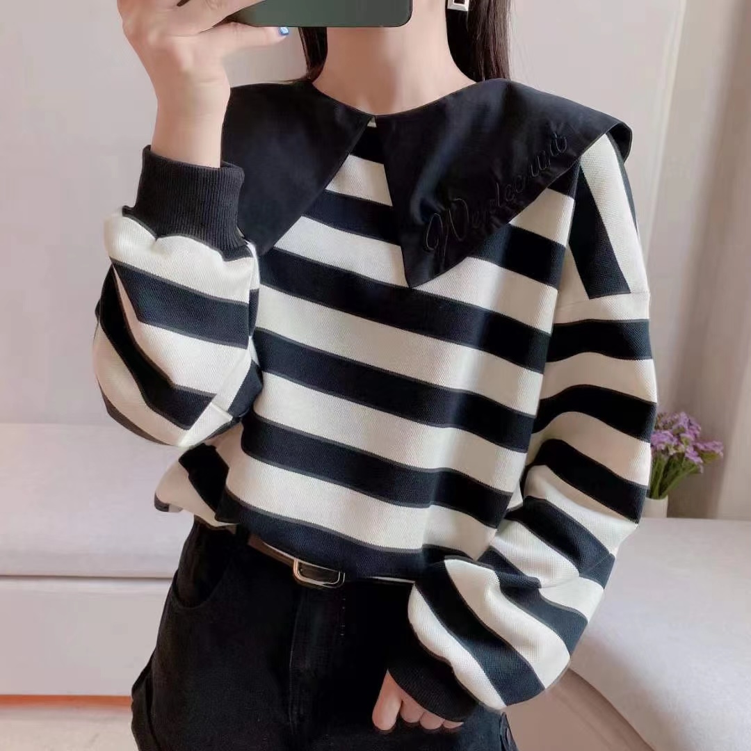 网红款刺绣字母大领条纹卫衣女百搭秋洋气上衣