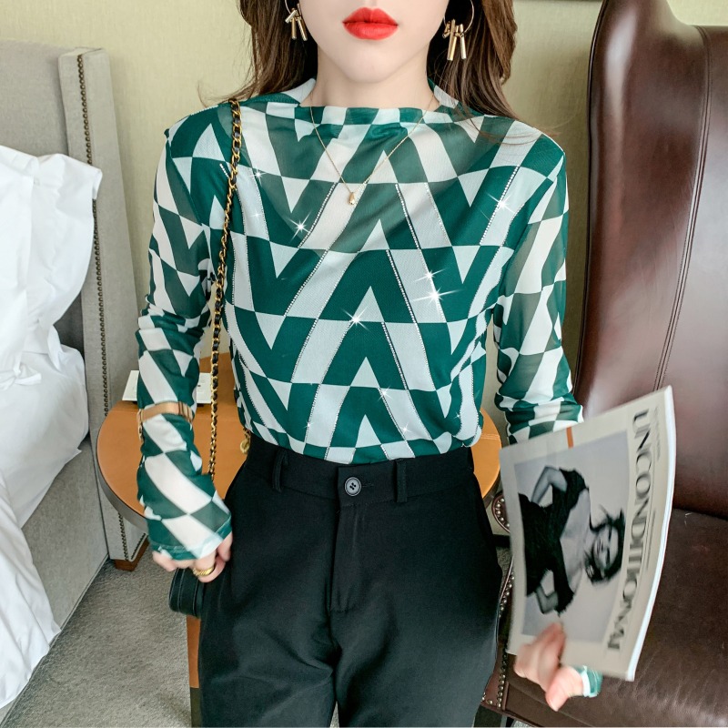 条纹长袖T恤女秋装新款设计感微透烫钻修身薄款打底衫上衣