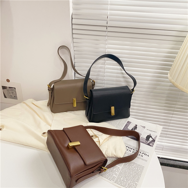 复古秋冬质感包包新款百搭斜挎包单肩腋下包软皮包