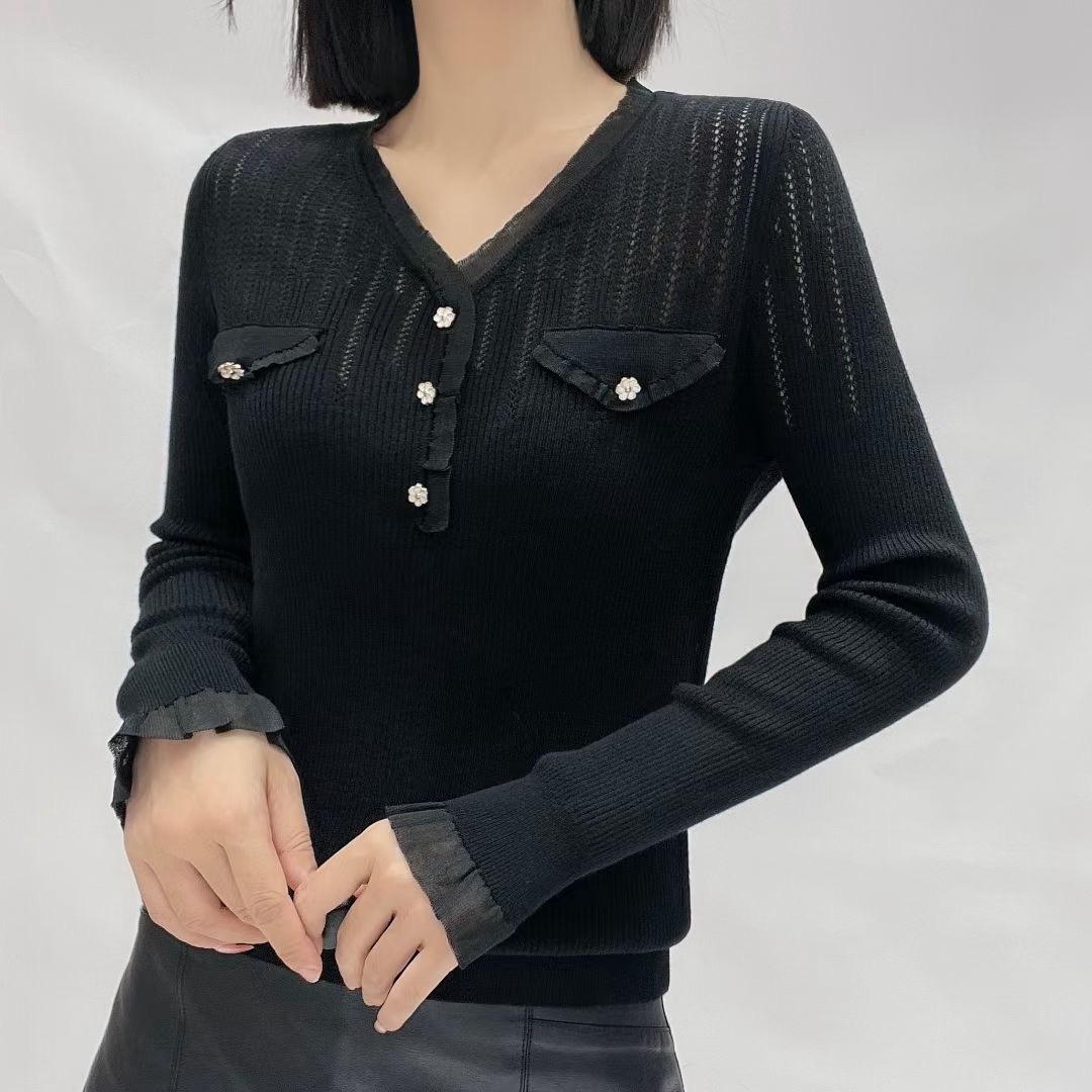 细羊毛针织打底衫女秋冬新款韩版时尚V领小香风弹力修身内搭毛衣
