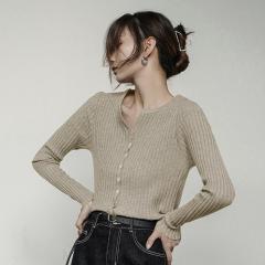 开衫心机小v领针织衫修身显瘦外穿毛衣女新款小清新上衣百搭 举报