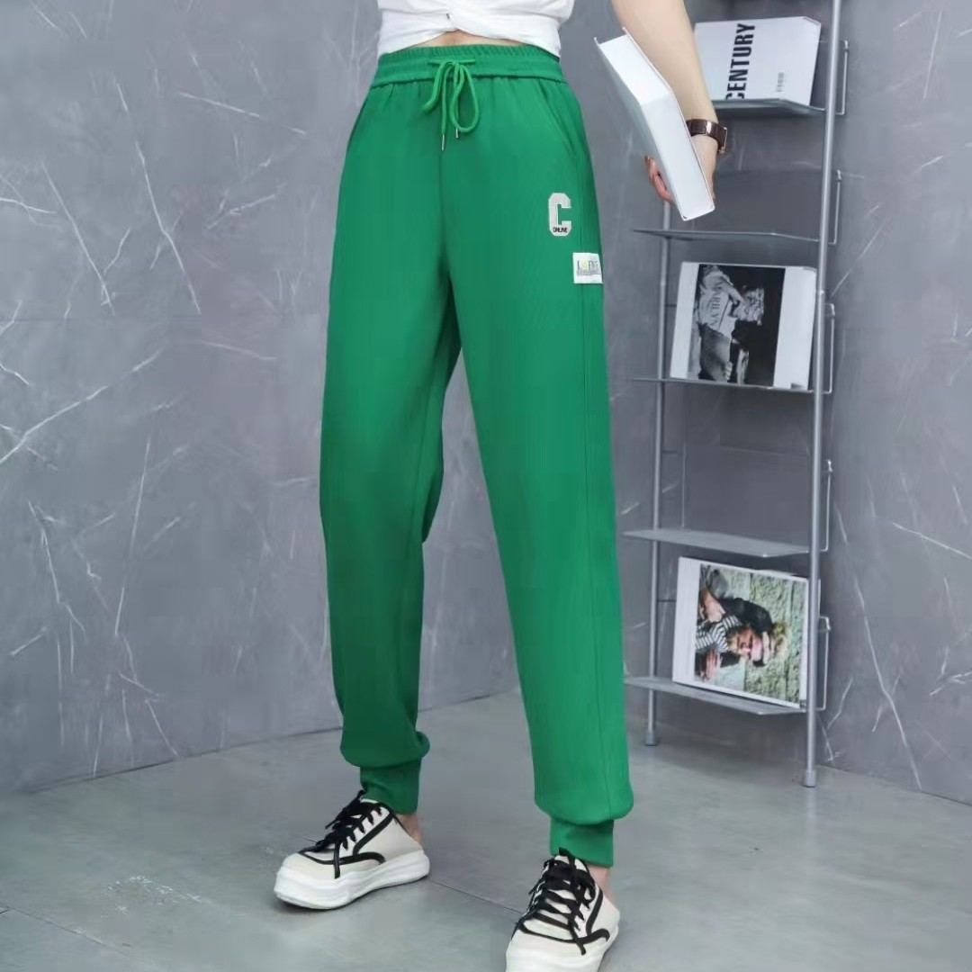 新款网红松紧腰卫裤女宽松显瘦百搭C字母束脚休闲运动裤