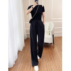 自然垂顺 显高显瘦 不挑人 侧拼符 直筒休闲长裤