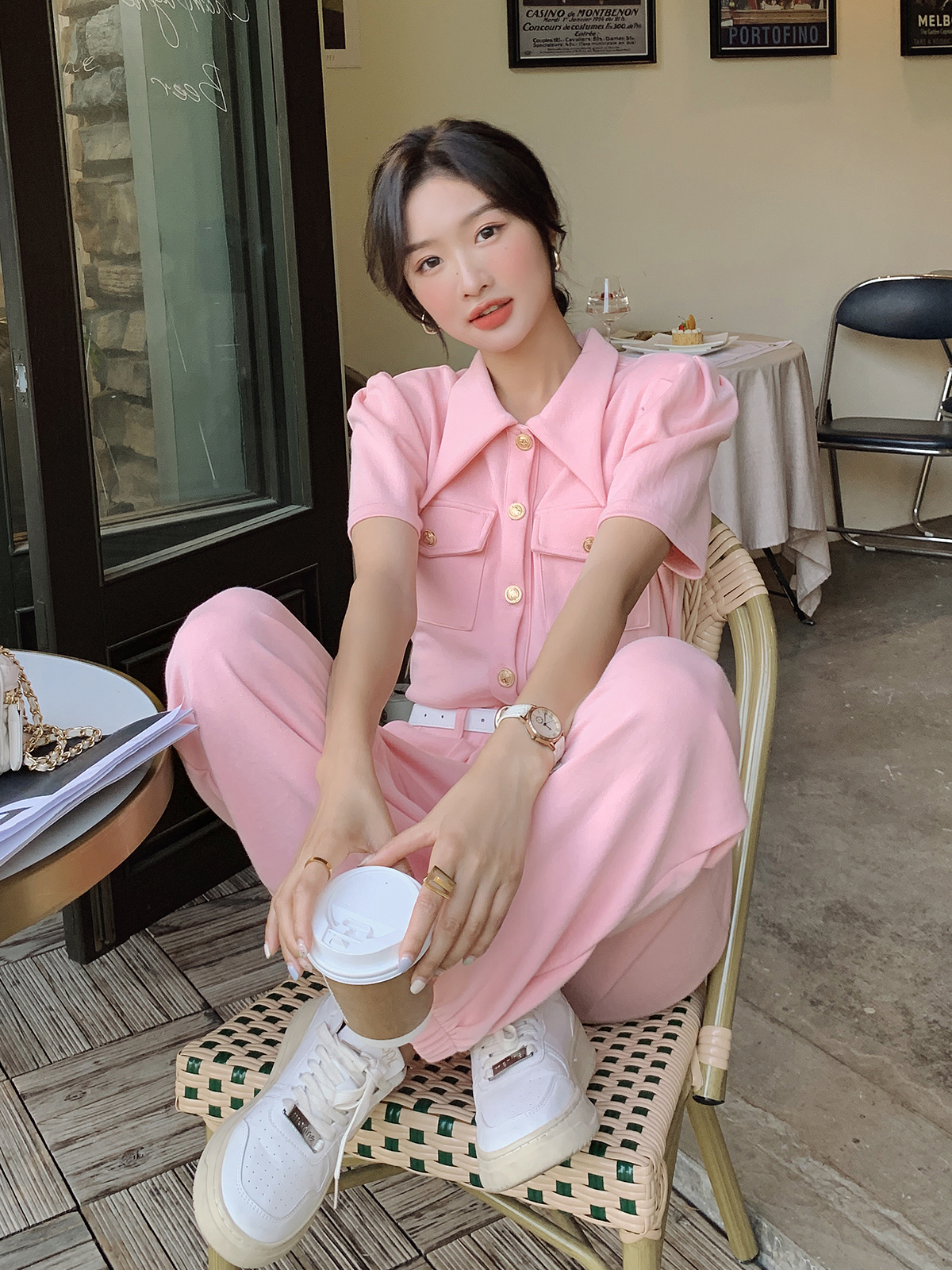 粉色网红炸街套装女夏季新款高级感小众设计上衣+裤子两件套