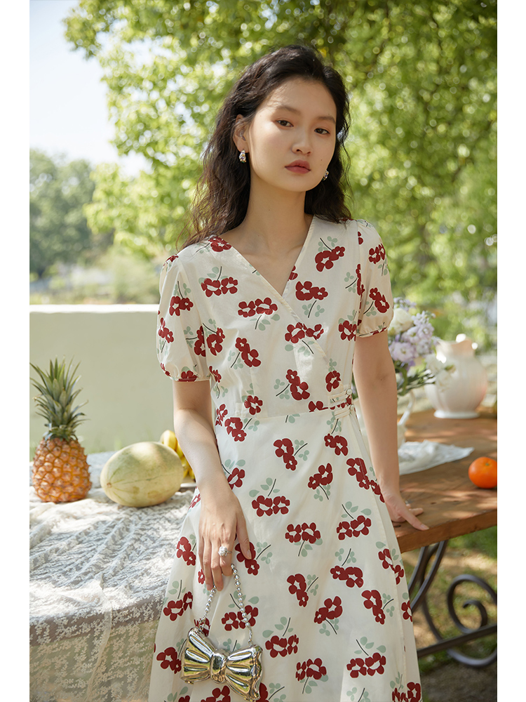 法式复古红色碎花连衣裙女夏