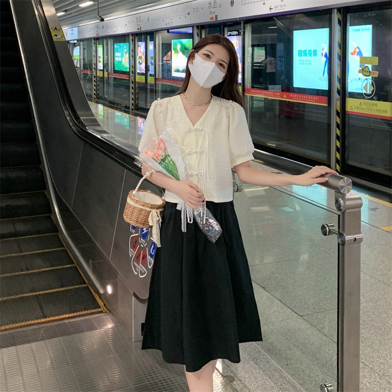 俏皮活泼减龄套装少女夏款短袖衬衫上衣半身裙子爆款两件套