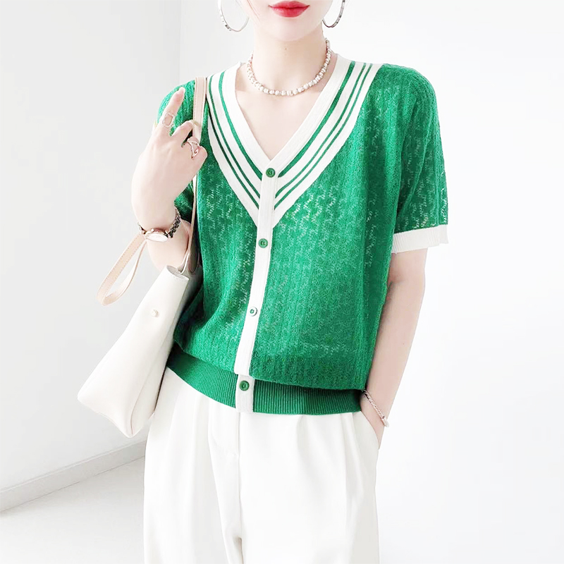 镂空绿色V领冰丝针织小衫好看漂亮夏新款短袖薄款女上衣