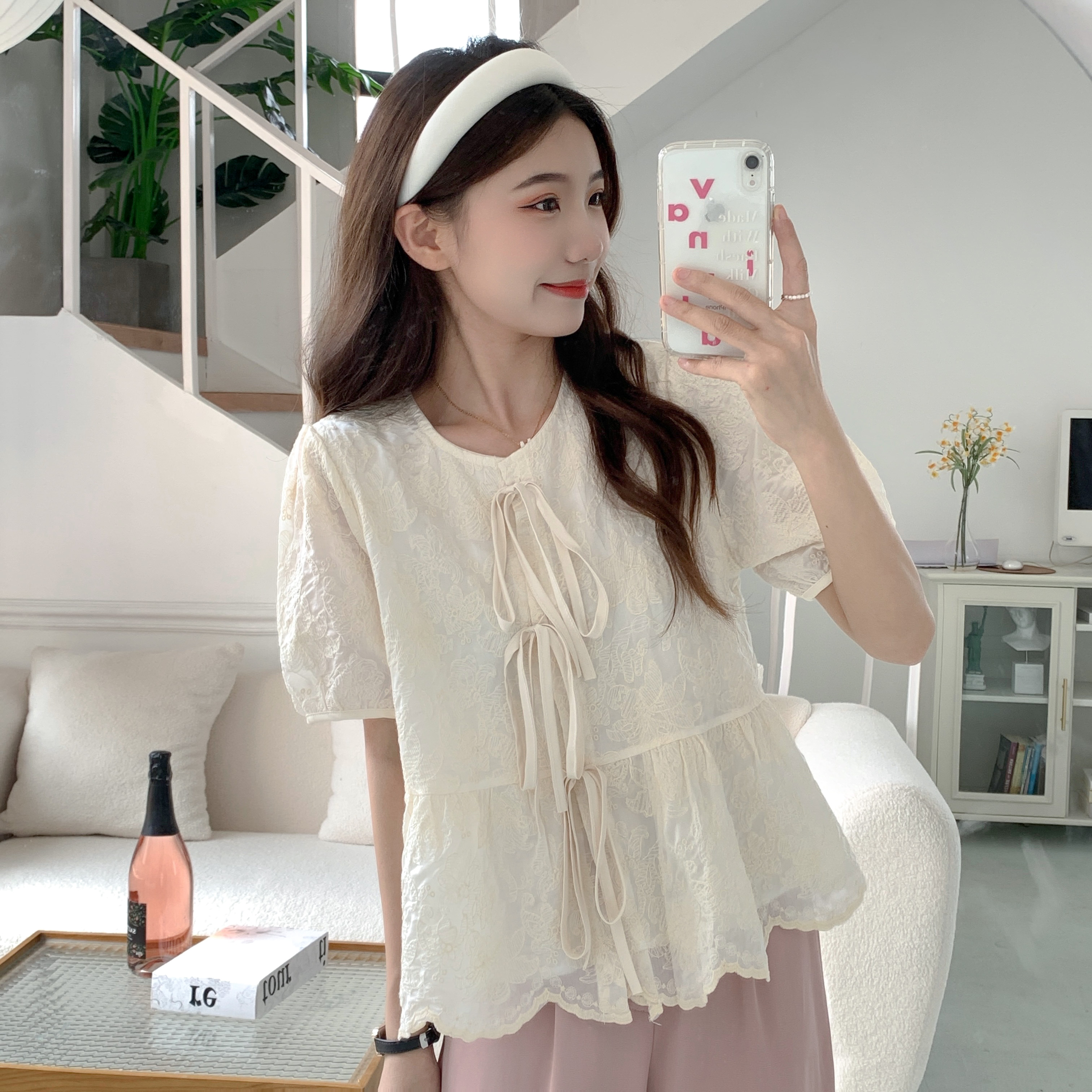 法式温柔风白色蕾丝小衫女夏季蝴蝶结娃娃衫宽松短袖衬衫上衣