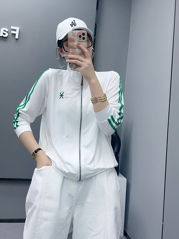 欧洲站牛奶丝薄款开衫外套女短款夏季新款宽松休闲运动防晒衣