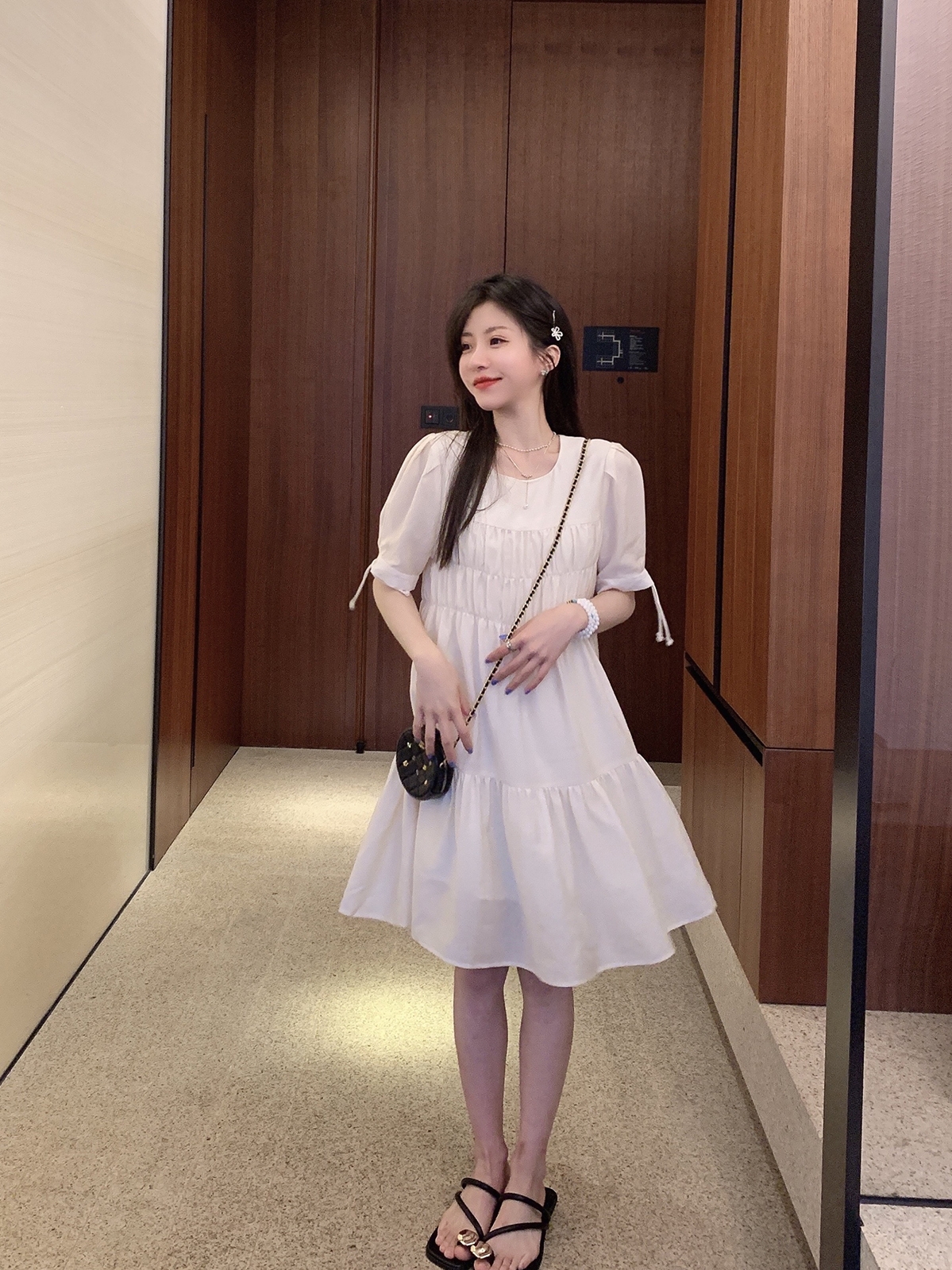 褶皱设计感小众连衣裙子女2022夏季中长款气质高腰伞裙
