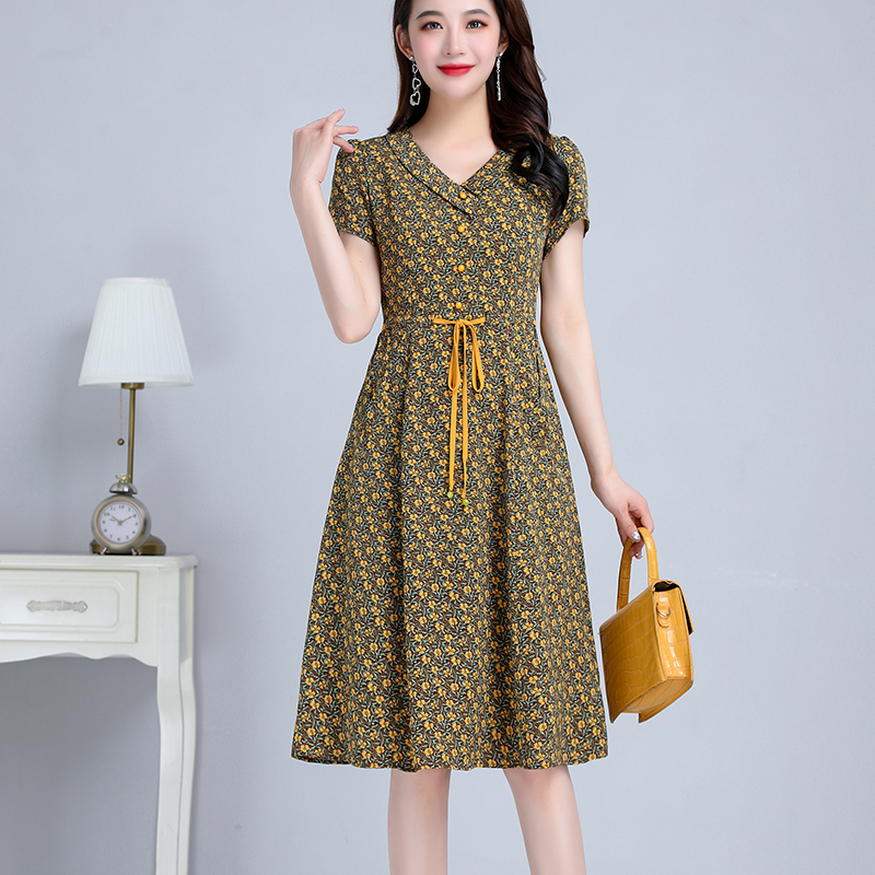 夏装时尚洋气V领系带显瘦碎花雪纺连衣裙