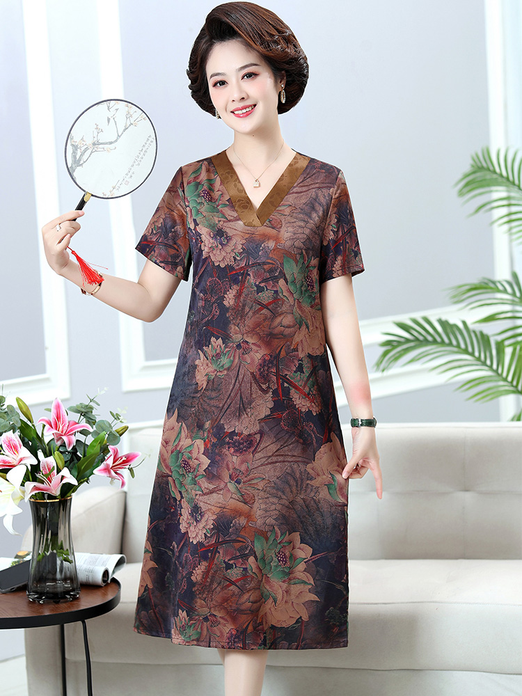 连衣裙中老年妈妈女装夏季宽松大码过膝中长款