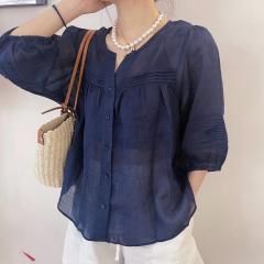 V领蕾丝边灯笼袖天丝衬衫女夏季新款欧货宽松复古小衫上衣