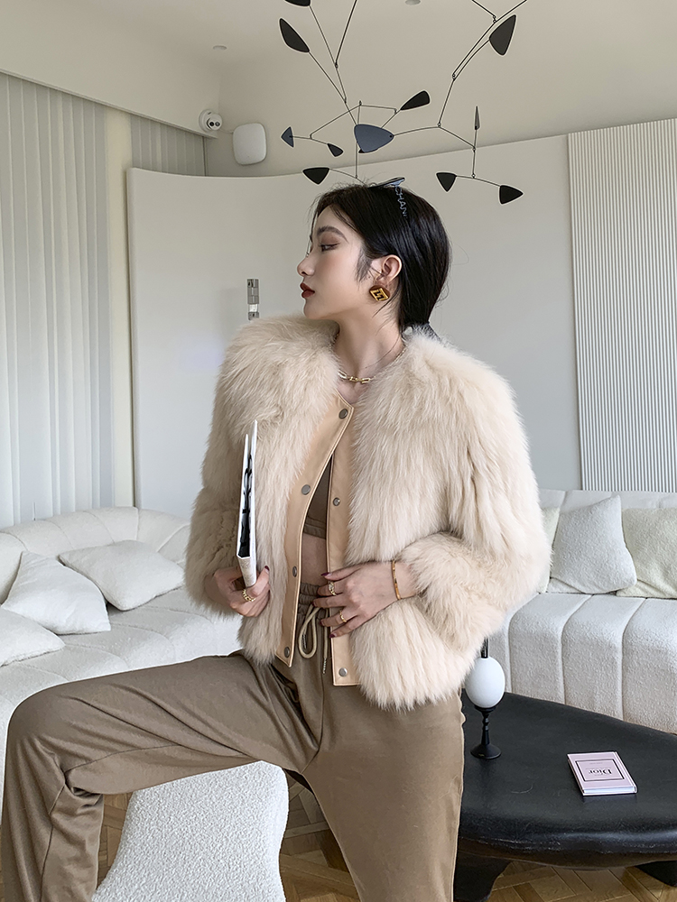 新款狐狸毛车条皮草外套女年轻短款时髦毛毛大衣
