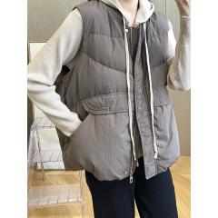 休闲羽绒马甲女款新款显瘦外穿爆款宽松白鸭绒外套